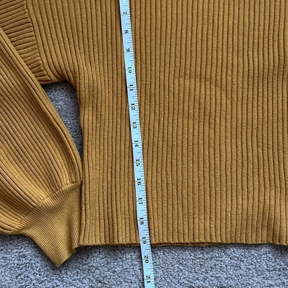 “Olivaceous: Mock Neck Sweater size medium” - Picture 3 of 9